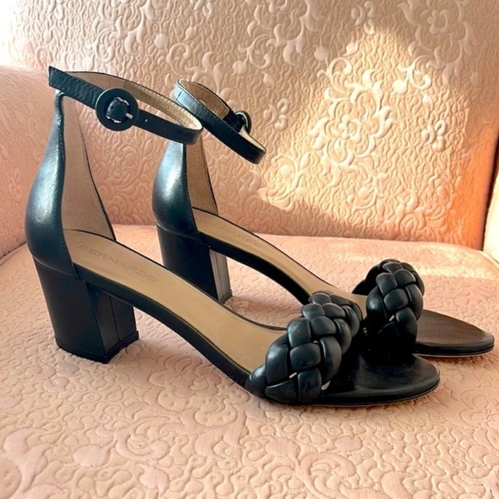 Brand New Bernardo Bethany Sandal Genuine Leather Black Heeled Braided Strap